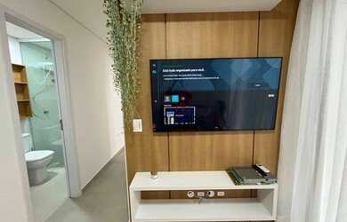 Imagem: O apartamento possui 1 Dormitório, 1 Banheiro, 1 Vaga na garagem