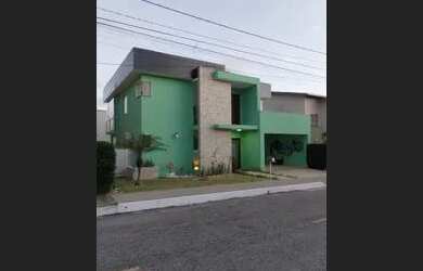 Imagem: A casa em condomínio possui 4 Dormitórios, 5 Banheiros, 2