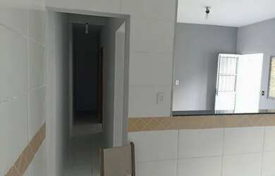 Imagem: A casa possui 1 Dormitório, 1 Banheiro, 48m² de Área e está