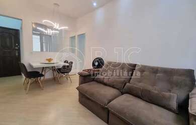 Imagem: O apartamento possui 2 Dormitórios, 2 Banheiros e 58m² de