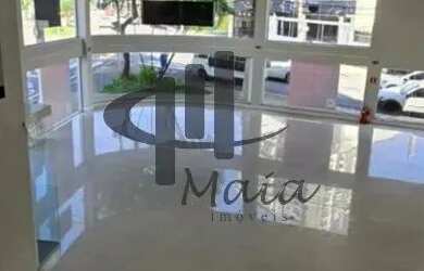 Imagem: O depósito possui 5 Vagas na garagem, 1.009m² de Área e