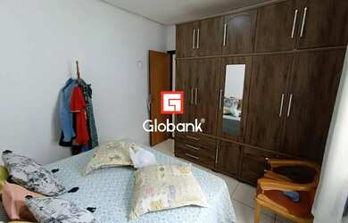 Imagem 3: Casa em Montes Claros, no bairro Maracanã, à venda