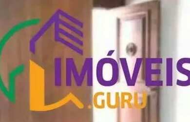 Imagem: A casa possui 3 Dormitórios, 3 Banheiros, 2 Vagas na garagem