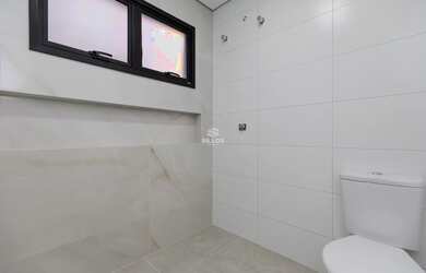 Imagem 13: Casa em condomínio à venda com 3 suites no Santa Cândida em Curitiba