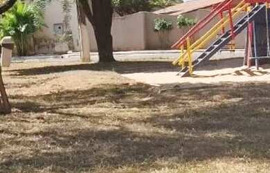 Imagem: A casa em condomínio possui 2 Dormitórios, 2 Banheiros, 90m²