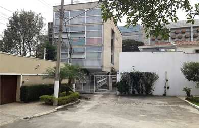 Imagem: O depósito possui 5 Vagas na garagem, 1.400m² de Área e