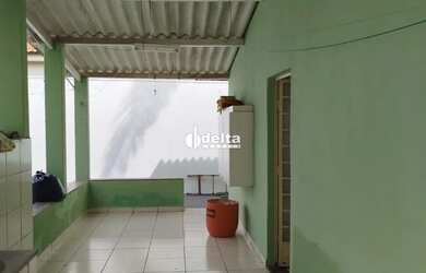 Imagem 10: Casa residencial com 3 quartos disponível para locação no bairro Tubalina...