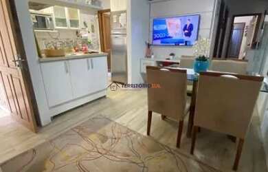 Imagem: A casa possui 2 Dormitórios, 3 Banheiros, 1 Vaga na garagem