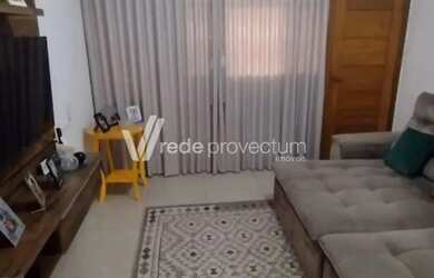 Imagem: A casa possui 2 Dormitórios, 1 Banheiro, 2 Vagas na garagem