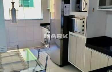 Imagem: O apartamento possui 3 Dormitórios, 2 Banheiros e 82m² de