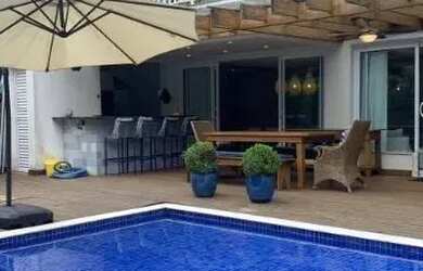 Imagem: A casa em condomínio à venda possui 5 Dormitórios, 5 Banheiros