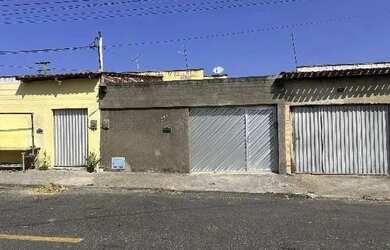 Imagem: A casa possui 2 Dormitórios, 1 Banheiro, 141m² de Área e