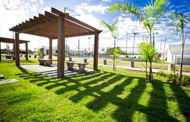 Imagem: O terreno possui 420m² de Área e está localizado em Zona