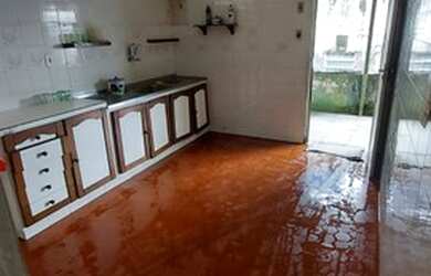 Imagem: Casa para venda com 187 metros quadrados com 3 quartos em Centro