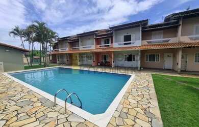 Imagem: A casa em condomínio possui 2 Dormitórios, 2 Banheiros, 68m²