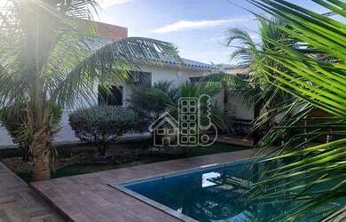 Imagem: A casa em condomínio possui 5 Dormitórios, 5 Banheiros, 3