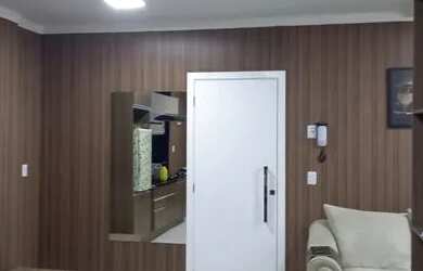 Imagem: O apartamento possui 2 Dormitórios, 1 Banheiro, 1 Vaga na garagem