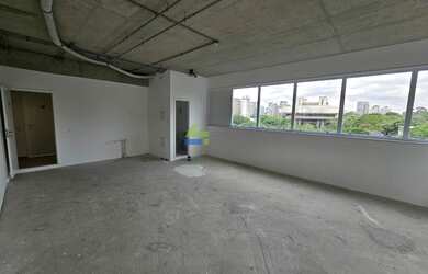 Imagem: O depósito possui 1 Vaga na garagem e 54m² de Área e está