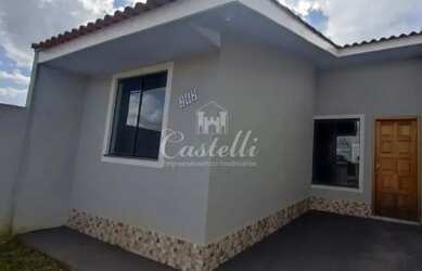 Imagem: A casa possui 2 Dormitórios, 1 Banheiro, 1 Vaga na garagem