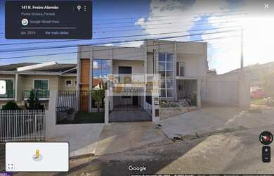 Imagem: A casa possui 3 Dormitórios, 2 Banheiros, 1 Vaga na garagem