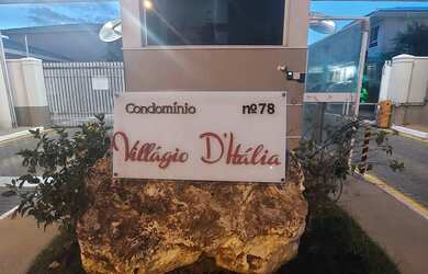 Imagem: A casa em condomínio possui 3 Dormitórios, 3 Banheiros, 2