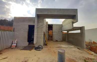 Imagem: A casa em condomínio possui 3 Dormitórios, 4 Banheiros, 4