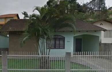 Imagem: A casa possui 2 Dormitórios, 1 Banheiro, 162m² de Área e