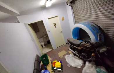 Imagem: O depósito possui 600m² de Área e está localizado em Vila