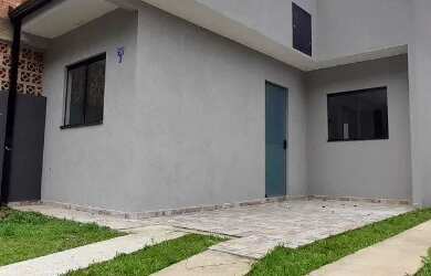 Imagem: A casa em condomínio possui 2 Dormitórios, 1 Banheiro, 1 Vaga