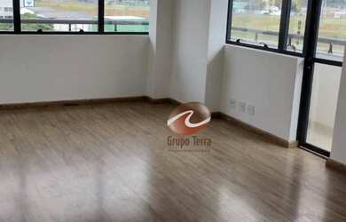 Imagem: O depósito possui 1 Vaga na garagem, 43m² de Área e está