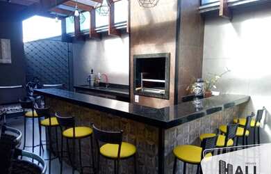 Imagem: A casa em condomínio possui 3 Dormitórios, 4 Banheiros, 2