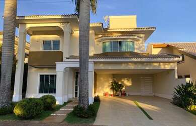 Imagem: A casa em condomínio possui 3 Dormitórios, 5 Banheiros, 4