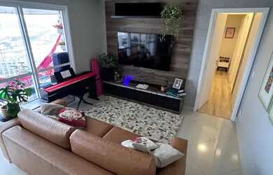 Imagem: O apartamento possui 3 Dormitórios, 2 Banheiros, 2 Vagas na