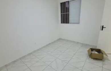 Imagem: A casa possui 2 Dormitórios, 1 Banheiro, 1 Vaga na garagem