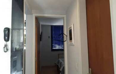 Imagem 9: Apartamento reformado com 2 quartos, vaga coberta e portaria 24 horas...