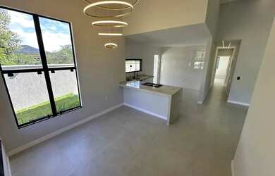 Imagem 10: Casa com 3 Quartos à Venda, 144 m² por R$ 830.000 - Ubatiba - Maricá/RJ