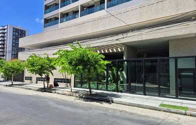 Imagem: O apartamento possui 1 Dormitório, 1 Banheiro, 1 Vaga na garagem