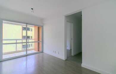 Imagem: O apartamento possui 2 Dormitórios, 2 Banheiros, 1 Vaga na