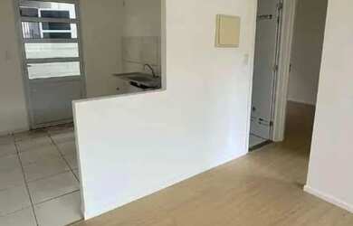 Imagem 13: VENDO APARTAMENTO TÉRREO COM QUINTAL / REPASSE