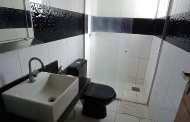 Imagem 5: AP Muito Amplo, Ventilado, Garagem Coberta, Próx Mateus Forquilha, Condomínio Girassol!