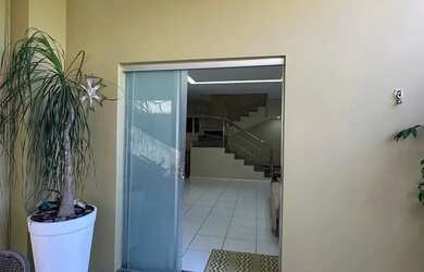 Imagem 6: Bela casa solta com 04 quartos na área mais nobre de Stella Maris