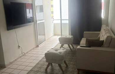 Imagem: O apartamento possui 1 Dormitório, 1 Banheiro, 1 Vaga na garagem