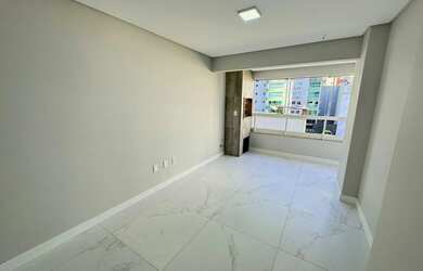 Imagem 9: Apartamento todo reformado no Centro de Balneário Camboriú/SC, com 3 quarto e 1 vaga