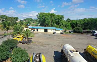 Imagem 4: Área com galpão, Jardim Novo Mundo, ao lado do terminal