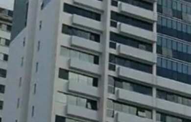 Imagem: O apartamento possui 1 Dormitório, 1 Banheiro, 1 Vaga na garagem