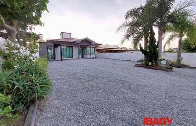 Imagem 3: Excelente Casa 3 dormitório s em Praia do Sonho Ens Brito - Palhoça