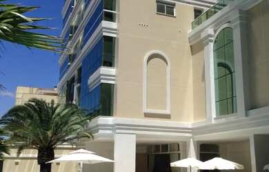 Imagem: O apartamento possui 4 Dormitórios, 5 Banheiros, 2 Vagas na