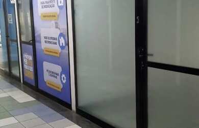 Imagem: O depósito possui 3 Vagas na garagem, 29m² de Área e está