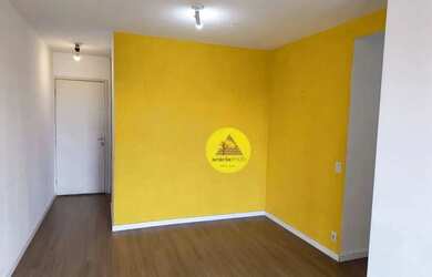 Imagem: O apartamento possui 3 Dormitórios, 1 Banheiro, 1 Vaga na garagem