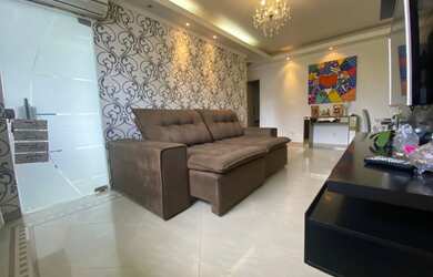 Imagem: O apartamento possui 2 Dormitórios, 2 Banheiros, 1 Vaga na